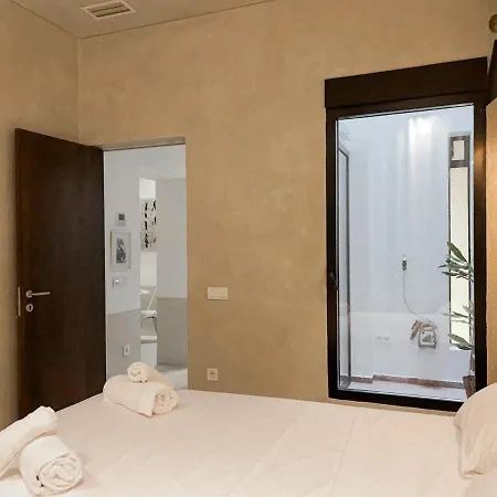 Casa Intre Apartment