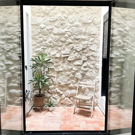 Casa Intre Apartment